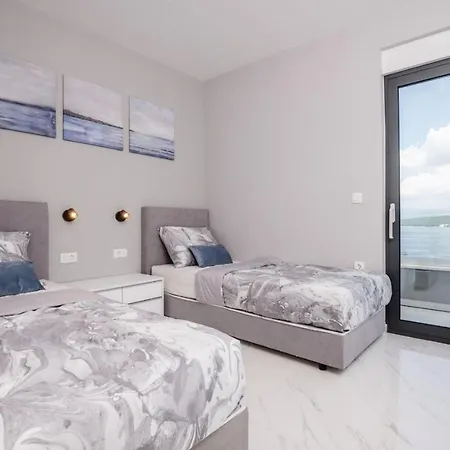 Διαμέρισμα Luxury Penthouse Mia With Panoramic Sea View By Irundo *