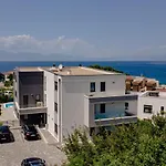 Luxury Penthouse Mia With Panoramic Sea View By Irundo *