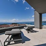 Luxury Penthouse Mia With Panoramic Sea View By Irundo Apartman *