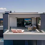 Luxury Penthouse Mia With Panoramic Sea View By Irundo Apartman Malinska
