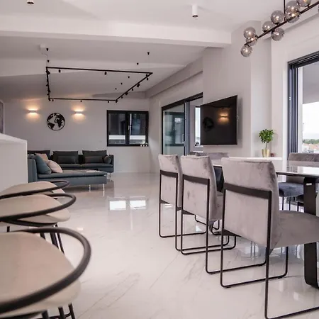 Apartman Luxury Penthouse Mia With Panoramic Sea View By Irundo *