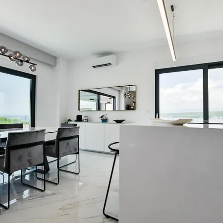 Luxury Penthouse Mia With Panoramic Sea View By Irundo * Malinska