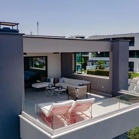 Apartment Luxury Penthouse Mia With Panoramic Sea View By Irundo