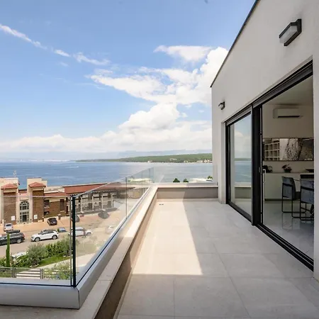 Apartment Luxury Penthouse Mia With Panoramic Sea View By Irundo Malinska