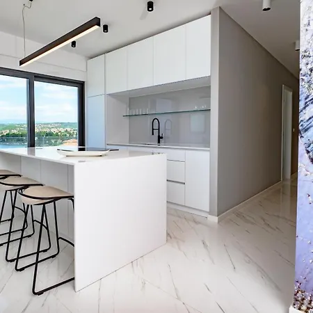 Luxury Penthouse Mia With Panoramic Sea View By Irundo *